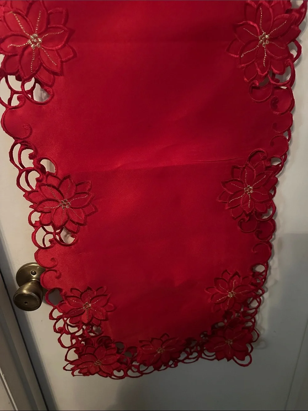 Holiday Red Floral Cutwork Table Runner NWOT